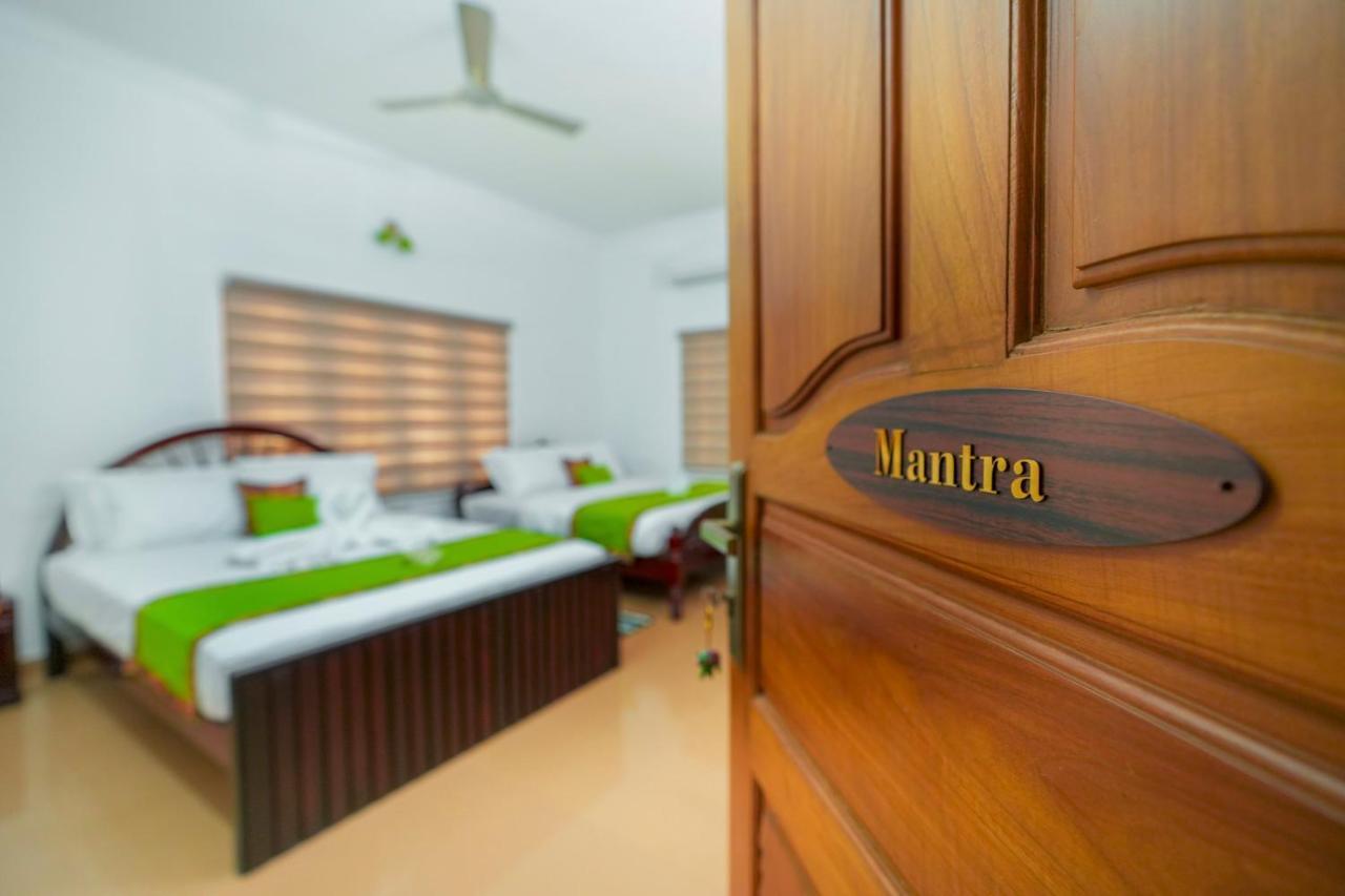 Parudeesa - Heavenly- Luxurious Palace Look-Near Cbd - Kerala - India With Breakfast Kāladi Rum bild