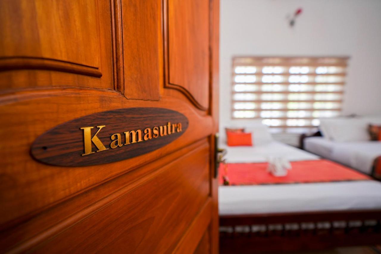 Parudeesa - Heavenly- Luxurious Palace Look-Near Cbd - Kerala - India With Breakfast Kāladi Rum bild