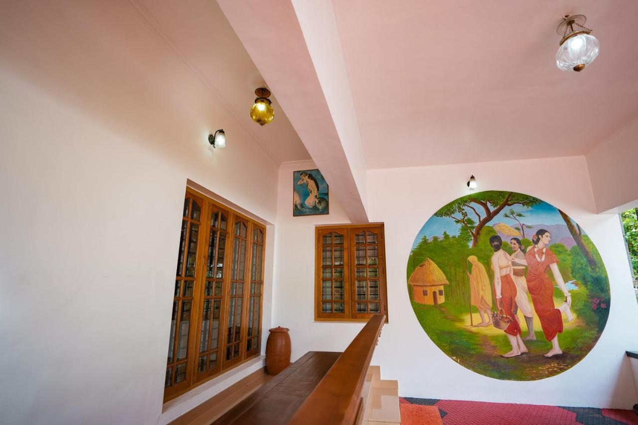 Parudeesa - Heavenly- Luxurious Palace Look-Near Cbd - Kerala - India With Breakfast Kāladi Exteriör bild